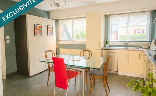 Castle for Sale in Guidel, Brittany, France