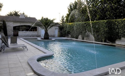 Orgon, Provence-Alpes-Côte d'Azur, France 1