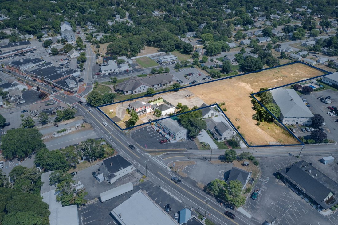 Land in Dennis, Massachusetts, United States 1 - 16752710