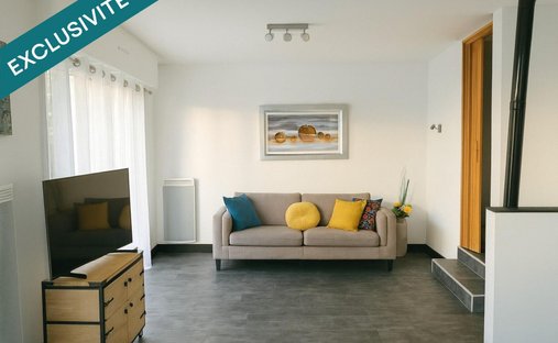 Castle for Sale in Guidel, Brittany, France