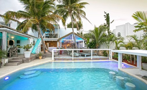 Villa in Simpson Bay, Sint Maarten 1