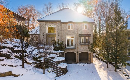 Haus in Saint-Bruno-de-Montarville, Québec, Kanada 1