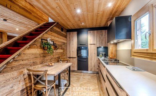 Castle for Sale in Bons-en-Chablais, Auvergne-Rhône-Alpes, France