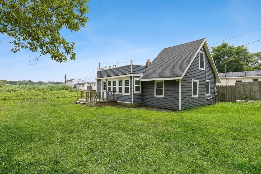 House in Hampton Bays, New York, United States 1 - 16747206
