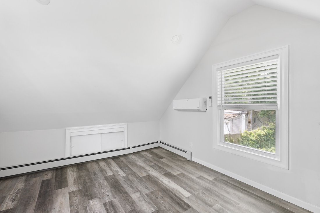 House in Hampton Bays, New York, United States 3 - 16747206