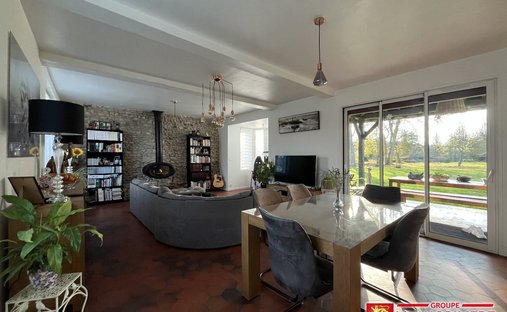 For Sale Dpt Eure (27) Near Pacy Sur Eure Moulin 353 M2 With Swimming Pool On Land Of 5542 M2 On The