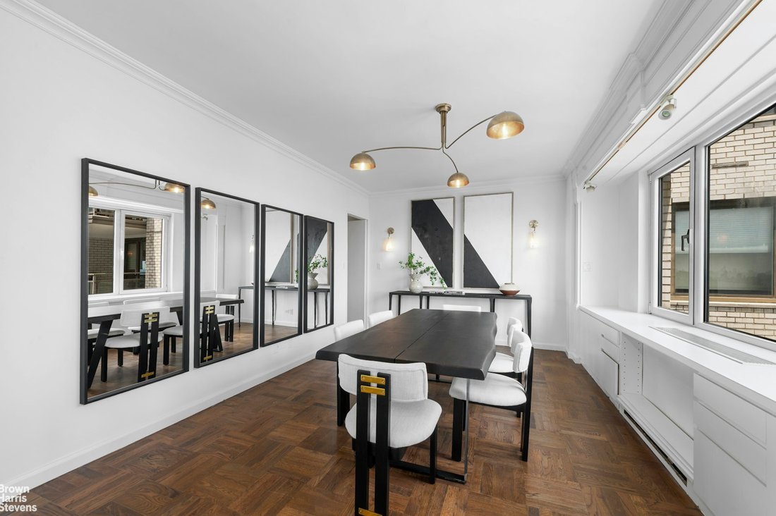 House in New York, New York, United States 4 - 16747766