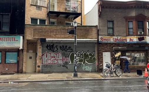 House in New York, New York, United States 1