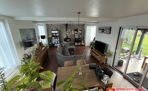 For Sale Dpt Eure (27) Near Pacy Sur Eure Moulin 353 M2 With Swimming Pool On Land Of 5542 M2 On The