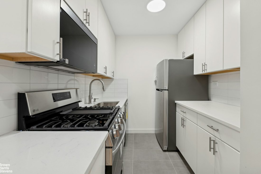 Co Op in New York, New York, United States 4 - 16747125