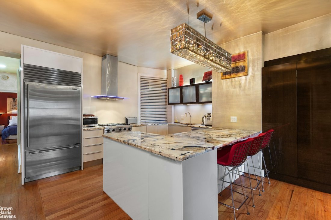 Co Op in New York, New York, United States 4 - 16747382