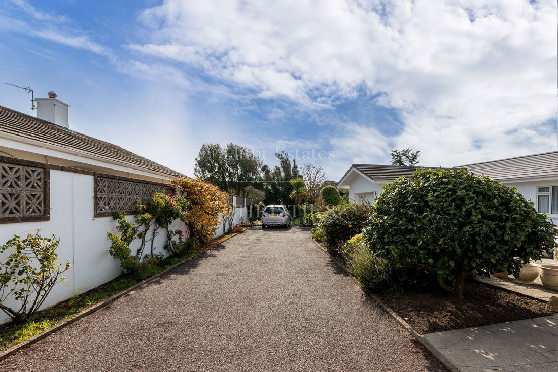 House in Jersey, St Lawrence, Jersey 4 - 16471799