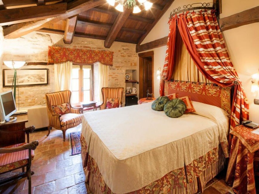 House in Sinio, Piedmont, Italy 2 - 16751395