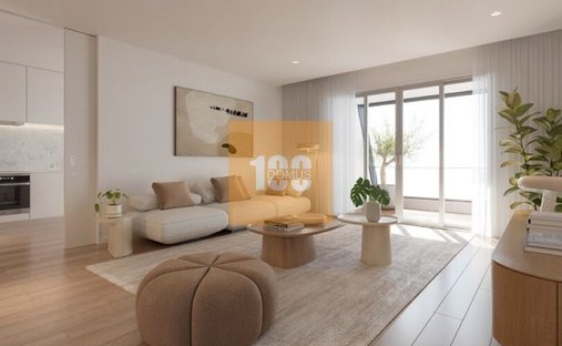 Apartment in Cedofeita, Santo Ildefonso, Se, Miragaia, Sao Nicolau e Vitoria, Porto District, Portugal 1