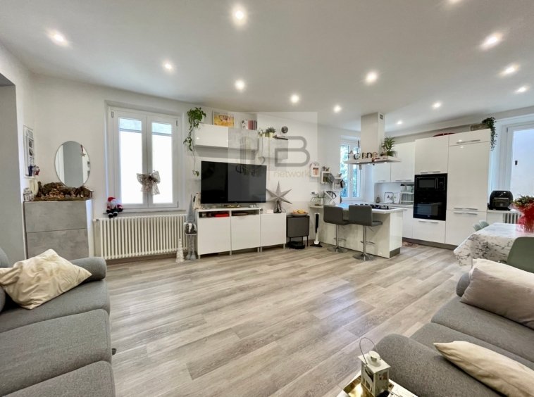 Apartment in Historic Center, Lucca, Tuscany 4 - 16751136