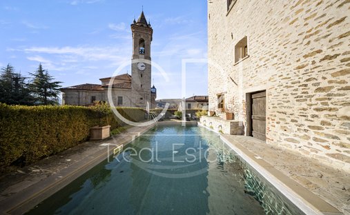 House in Sinio, Piedmont, Italy 1