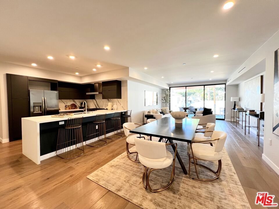 Condo in Los Angeles, California, United States 5 - 16751317