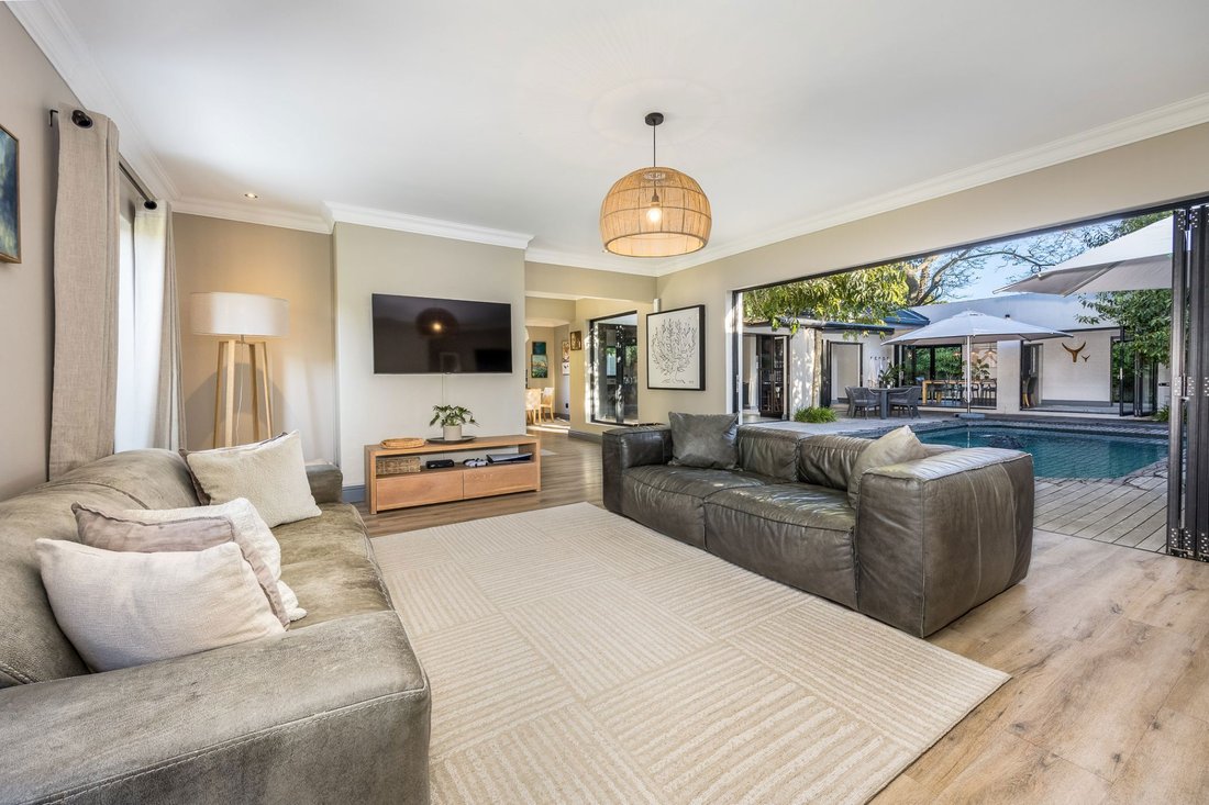 House in Cape Town, Western Cape, South Africa 4 - 16749209