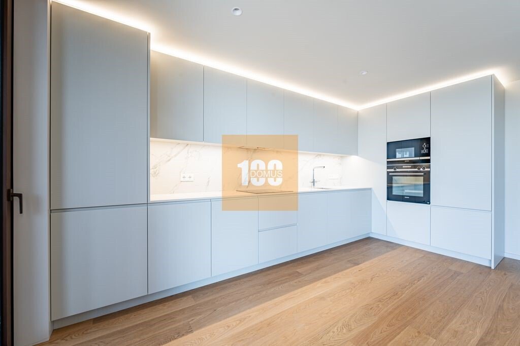 Apartment in Santa Marinha e Sao Pedro da Afurada, Porto District, Portugal 5 - 16750064