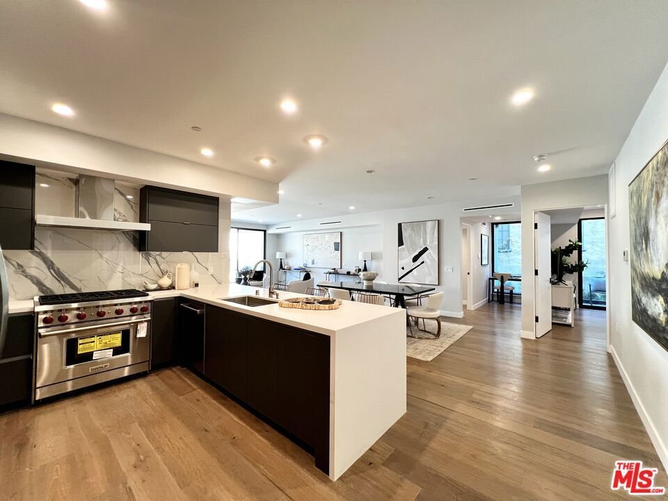 Condo in Los Angeles, California, United States 4 - 16751317
