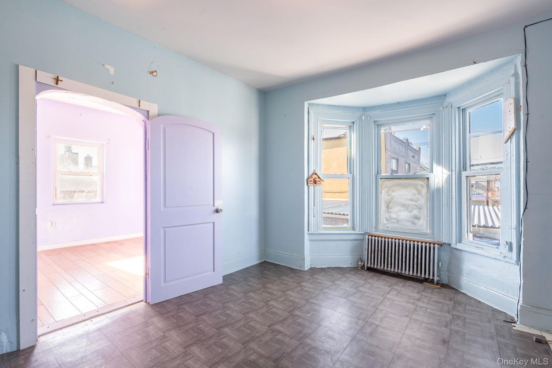 House in New York, New York, United States 5 - 16752136
