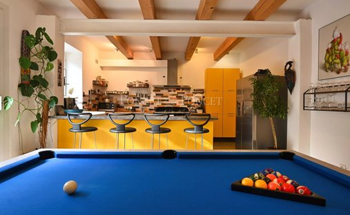 Castle for Sale in Pézenas, Occitanie, France