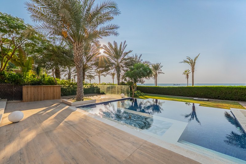 Villa in Palm Jumeirah, Dubai, United Arab Emirates 1 - 16751096