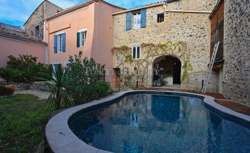Castle for Sale in Pézenas, Occitanie, France