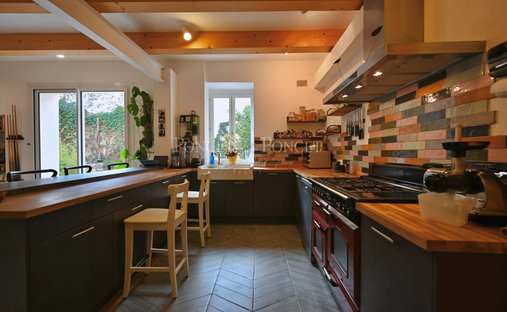 Castle for Sale in Pézenas, Occitanie, France