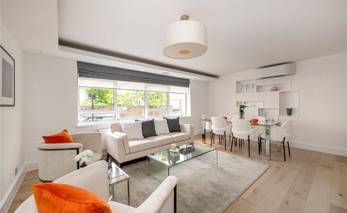 Apartment in Hyde Park, Westminster, England 1
