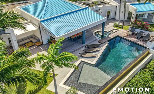 Villa in Simpson Bay, Sint Maarten 1