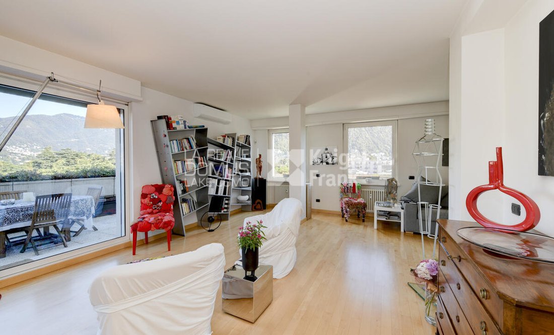 Penthouse in Western Lake Center, Como, Lombardy 1 - 16753165