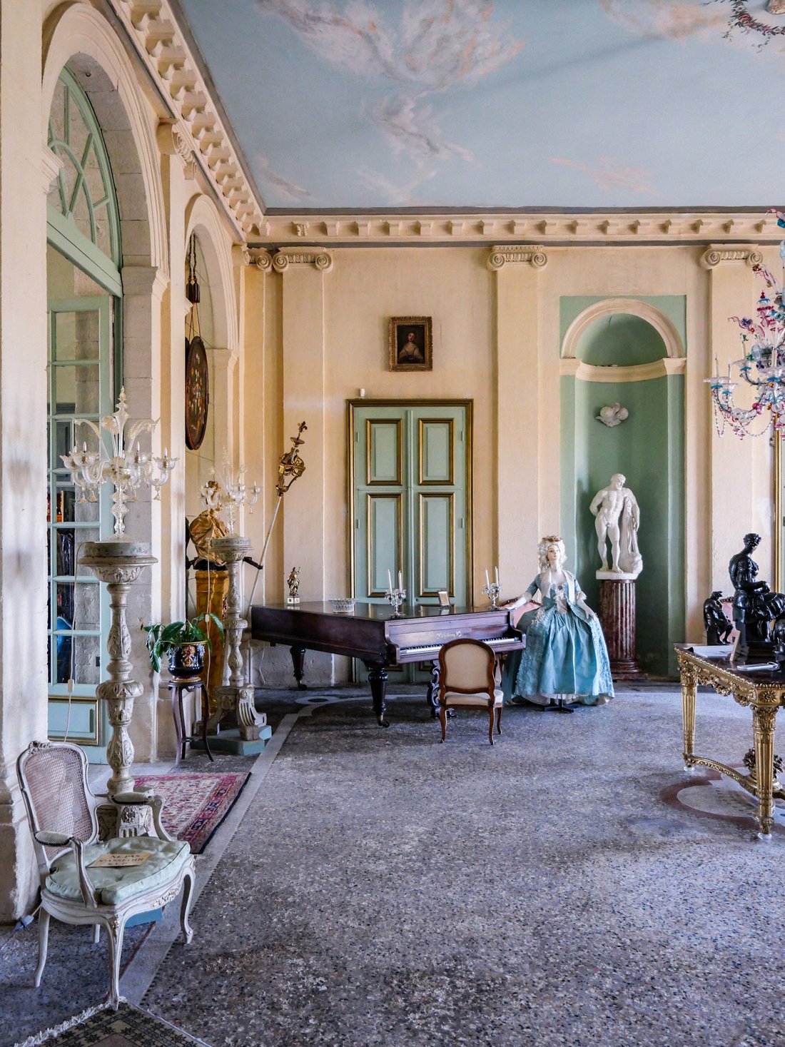 Chateau in Aix-en-Provence, Provence-Alpes-Côte d'Azur, France 3 - 16753704