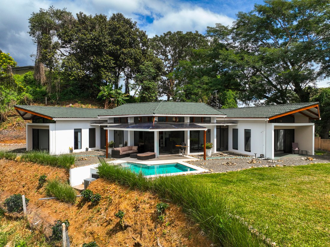 House in Atenas, Alajuela Province, Costa Rica 2 - 16764001
