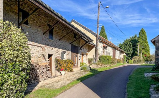 Château Avallon 1500.0 Sqm 25 Bedrooms