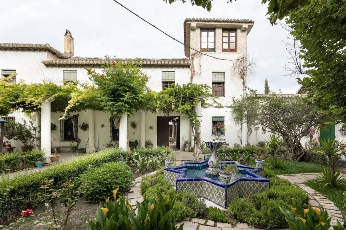 Farm Ranch in Churriana de la Vega, Andalusia, Spain 1 - 16759801