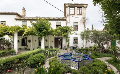 Farm Ranch in Churriana de la Vega, Andalusia, Spain 1