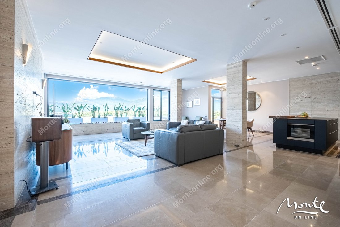 Penthouse in Bogišići, Tivat Municipality, Montenegro 2 - 16757098