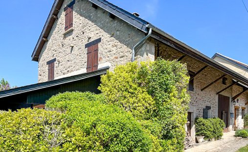 Château Avallon 1500.0 Sqm 25 Bedrooms