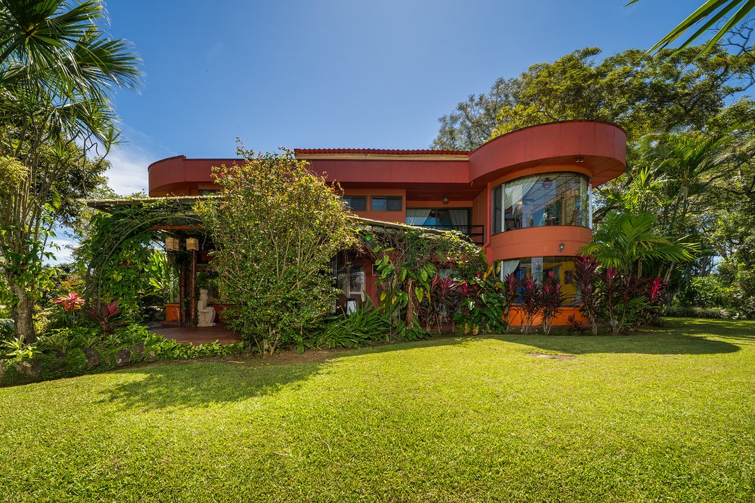 Estate in Atenas, Alajuela Province, Costa Rica 2 - 16764014