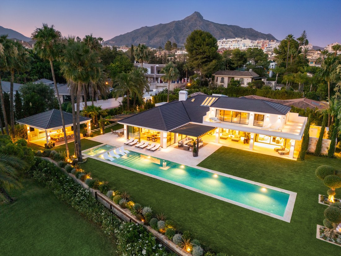 Villa in Nueva Andalucia, Marbella, Spain 1 - 16752725