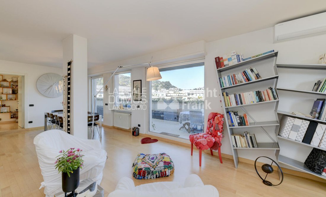 Penthouse in Western Lake Center, Como, Lombardy 4 - 16753165