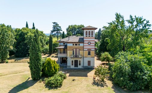 Villa in Casalgrande, Emilia-Romagna, Italy 1