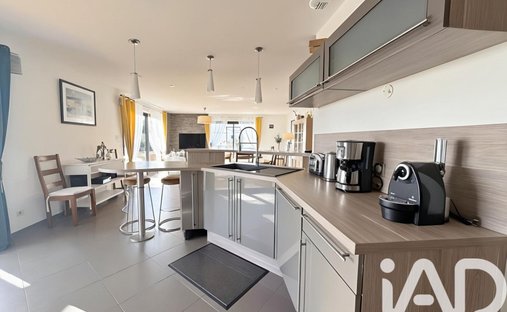 House in La Jarrie, Nouvelle-Aquitaine, France 1
