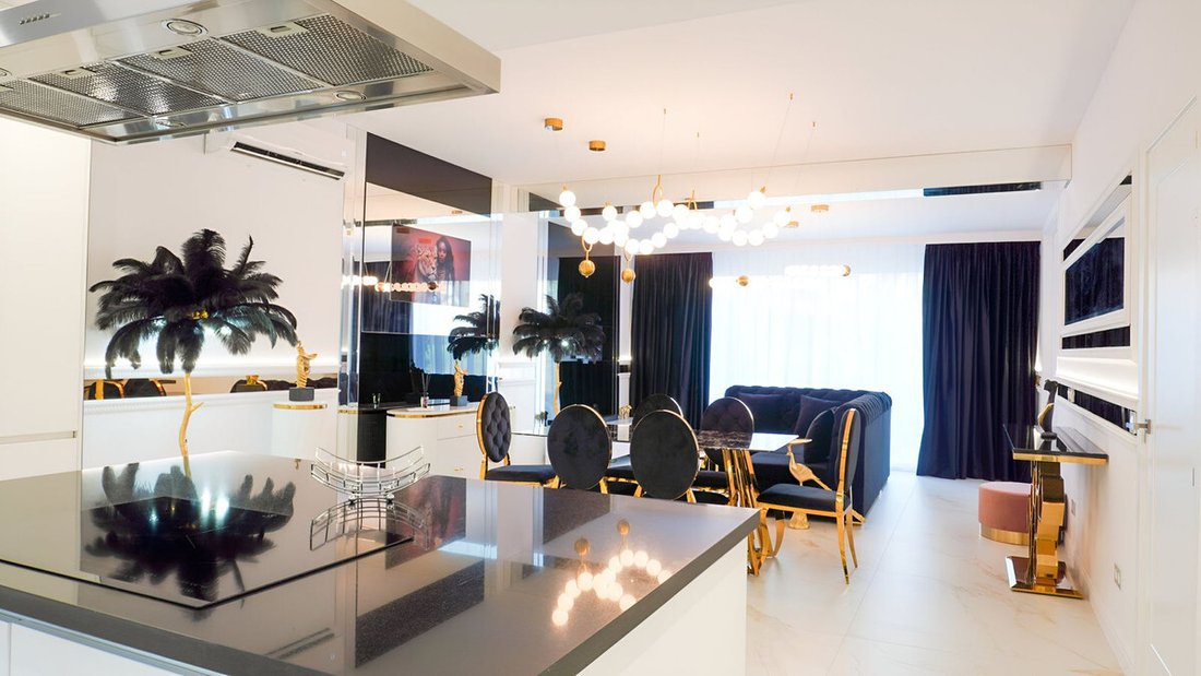 Apartment in Puerto Banus, Marbella, Spain 1 - 16753247