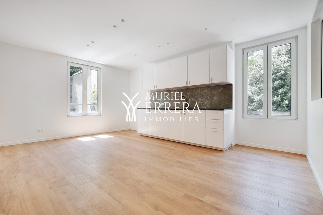 Apartment in Grange Aux Belles-Terrage, Paris 10e Arrondissement, Paris 2 - 16753076