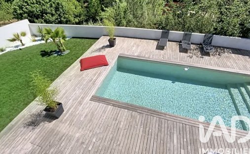 House in Corneilhan, Occitania, France 1