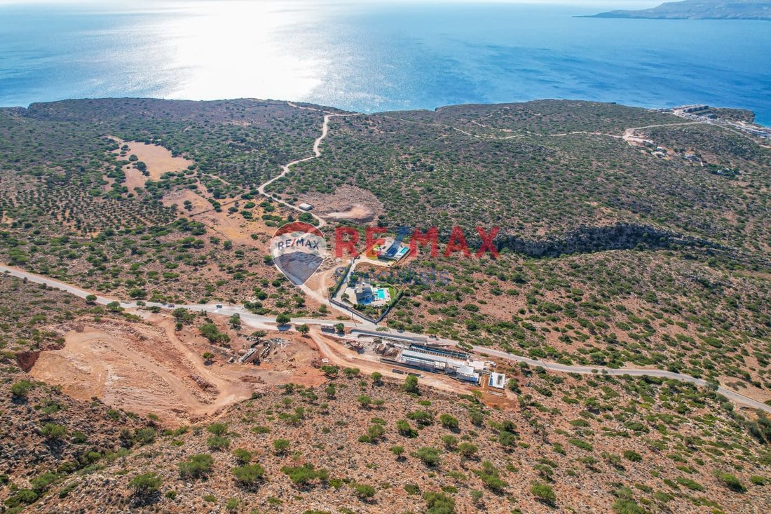 Land in Crete, Greece 5 - 16759717