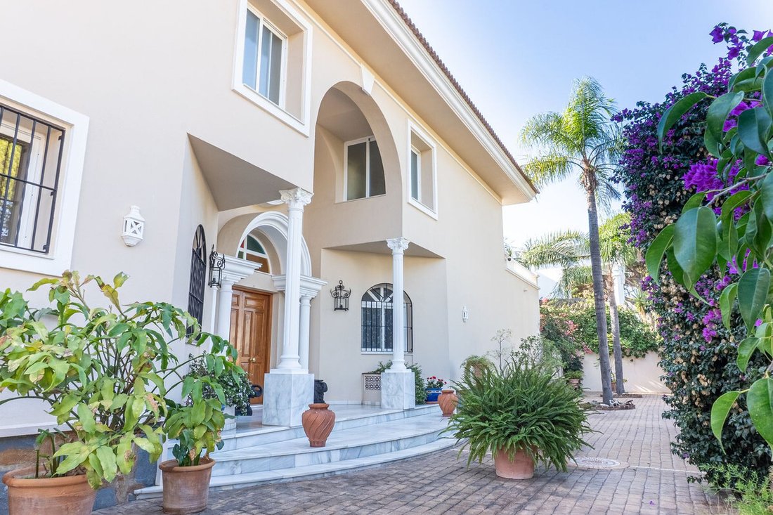 House in Estepona, Andalusia, Spain 3 - 16753272