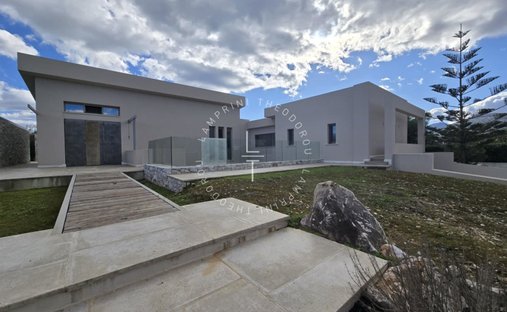 Villa in Marathonas, Attica, Greece 1